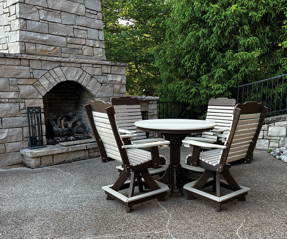 Round Pedestal Set with4 Highback Swivel Chairs - Counter