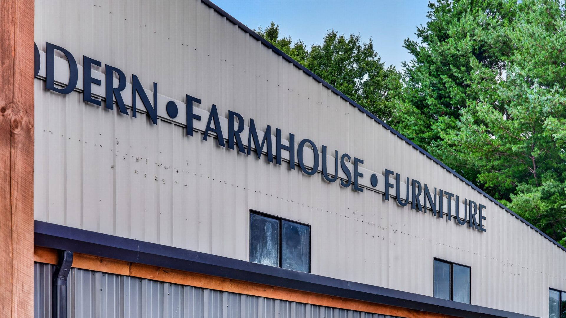Rustic, Modern Mountain, or Farmhouse? How to Know Which Fits Your Home